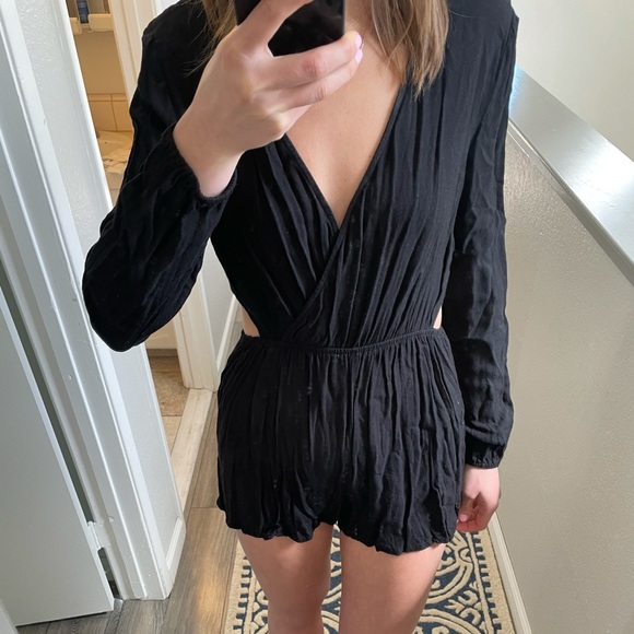 Perfect black romper - Picture 4 of 7